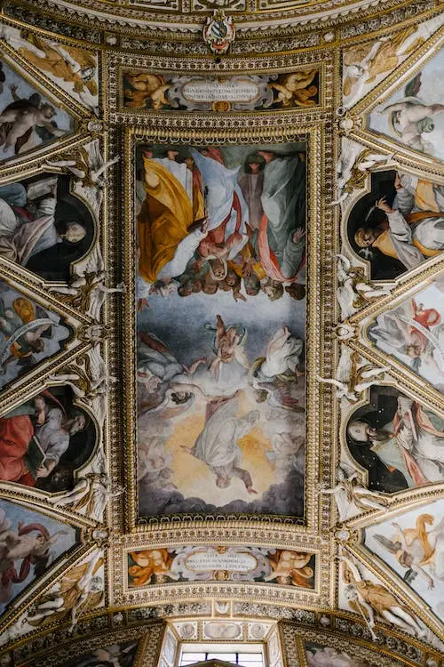 Bible represented in Dream-like ceiling paintings